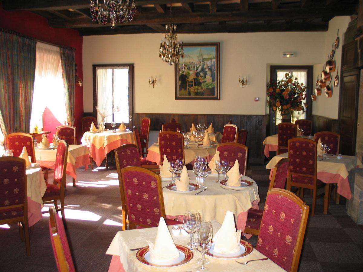 Le Pelican Hotel Rochefort-en-Terre Exterior foto